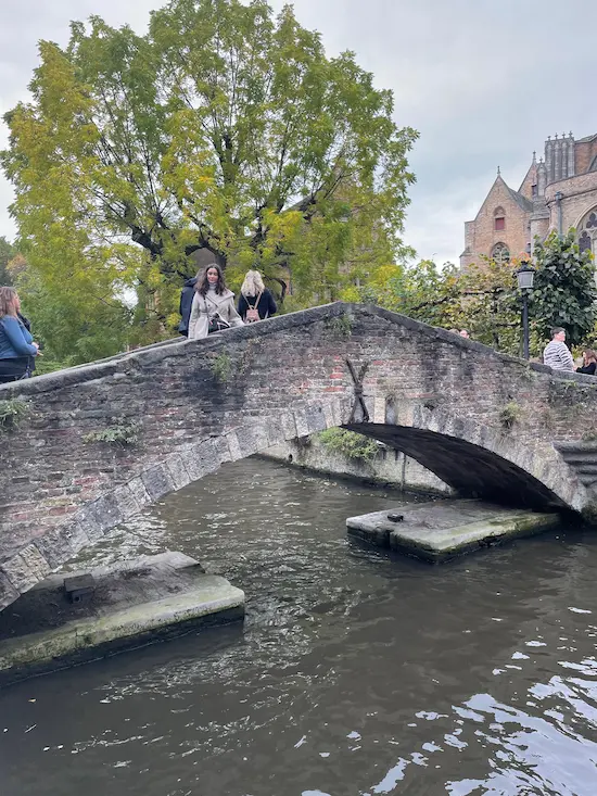 Puente de los enamorados en Brujas.